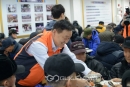 [마이민트뉴스] 서금·신복위 시무식...노인들께 서민금융상담 및 배식봉사